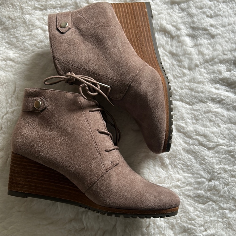 Dr. Scholl’s booties 7.5